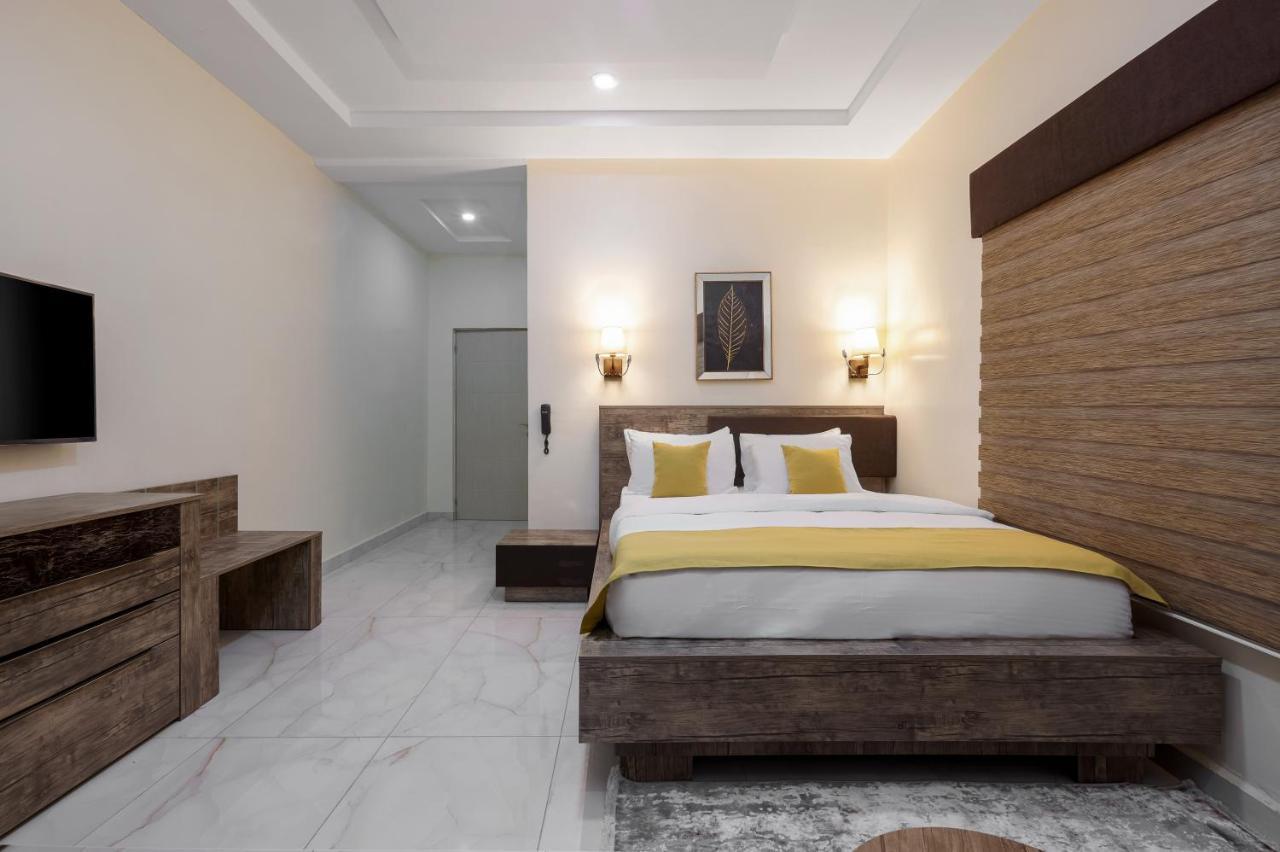 Bkt Cribs - Apartments & Suites Abuja Ngoại thất bức ảnh