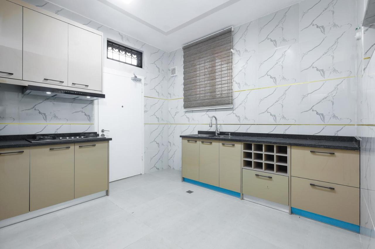 Bkt Cribs - Apartments & Suites Abuja Ngoại thất bức ảnh