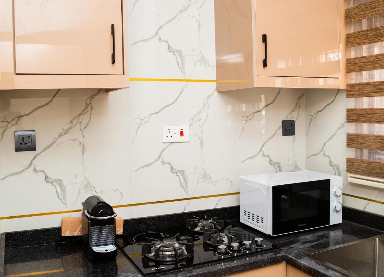 Bkt Cribs - Apartments & Suites Abuja Ngoại thất bức ảnh